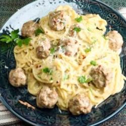 Spaghetti Meatball Alfredo