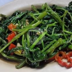 Tumis Cah Kangkung Polos