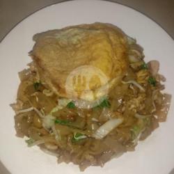 Kwetiau Goreng Special