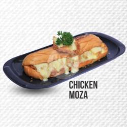 Roti Bakar Chicken Moza