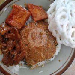 Nasi Pecel Krengsengan Daging