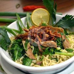 Mie Cakalang Khas Manado