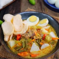 Lontong Sayur Bikin Kenyang