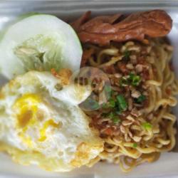 Indomie Goreng Pedas Aduhai