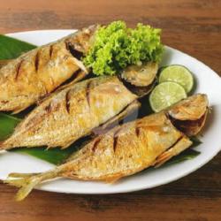 (tanpa Nasi) Ikan Kembung Goreng Kremes