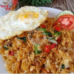 Nasi Goreng Rawut Spesial