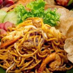 Mie Telor   Martabak   Es Timun