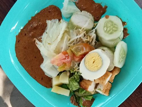 Gado Gado Dan Rujak Uleg Pak Wan Citarum