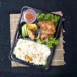 Liwet Ayam   Ayam Penyett Komplit