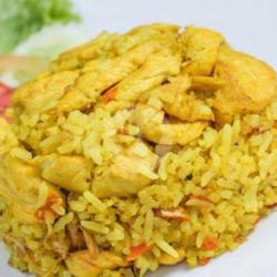 Nasi Goreng Bumbu Kari Ayam