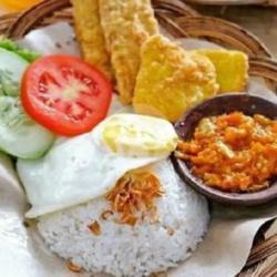 Nasi Geprek Telor Ceplok/dadar