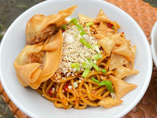 Mie Jebew Dan Wonton Plandi