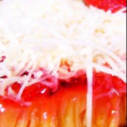 Strawberry Keju Pizza