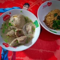 Mie Baso Yamien Asin