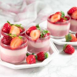 Strawberry Milky Pudding