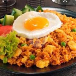 Nasi Goreng Bakso Plus Telur Mata Sapi