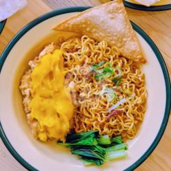 Indomie Goreng Ayam Telur Asin