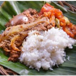 Nasi Gudeg Krecek Paha   Telur