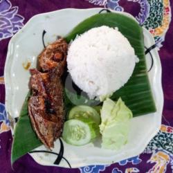 Paket Nasi Ikan Kembung Goreng Kremes