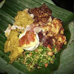 Nasi Jinggo Ibuk Nyoman