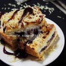 Roti Bakar Blueberry Coklat Keju Susu