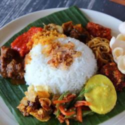 Nasi Campur Ayam Goreng
