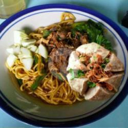 Mie Ayam Goreng Bakso Jumbo