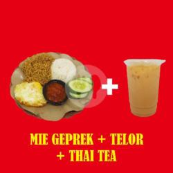 Mie Geprek   Telor   Thai Tea