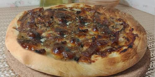 Loly Pizza, Mapanget