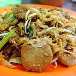 Kwetiaw Bakso Atau Sosis