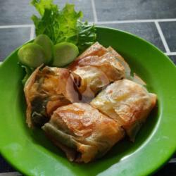 Lumpia Beef Lumer   Keju Mozarella