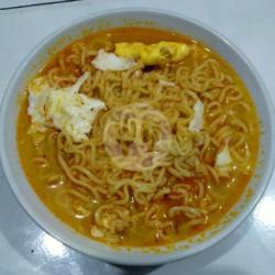 Mie Kuah Kare Special   Telur