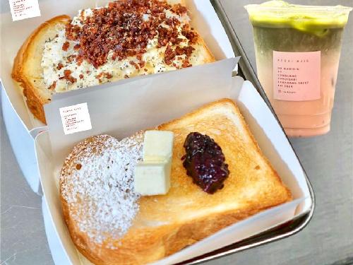 Kedai Ajie, JL DR WAHIDIN NO 30