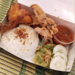 Nasi Kulit Ayam   Ayam Goreng