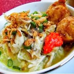1 Porsi Soto Daging Sapi  Nasi   Perkedel