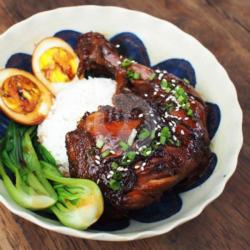 Braised Chicken Leg Rice Bowl