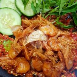 Nasi Sambel Lalapan Lauk Udang Goreng