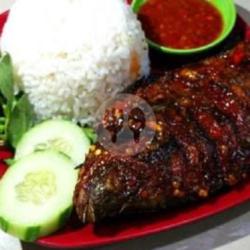 Ikan Nila Bakar Nasi