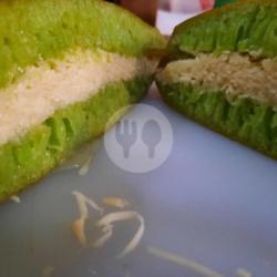 Martabak Manis Aroma Pandan Keju Extra