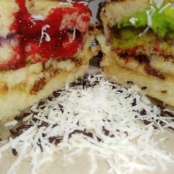 Coklat Campur Kacang Vs Coklat Campur Keju