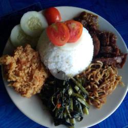 Nasi Campur Ayam Kentucky