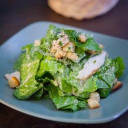 Classic Caesar Salad With Grilled Chicken