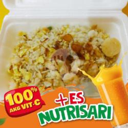 Nasi Goreng Seafood   Es Nutrisari