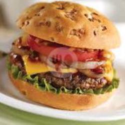 Ultimate American Beef Burger