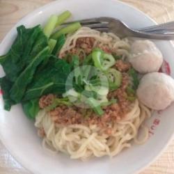 Mie Bakso ( Daging Babi )