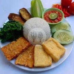 Paket Tempong Tahu Tempe Free Es Jeruk/es Teh