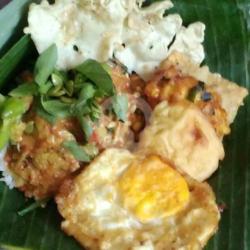 Nasi Pecel Telur Ceplok