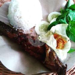 Lele Bakar Pedas Manis   Nasi