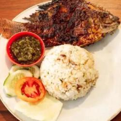 Ikan Nila Bakar Madu   Nasi Liwet