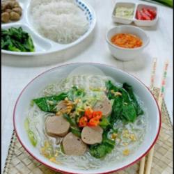 Bihun Kuah Bakso Toping Ayam Cincang